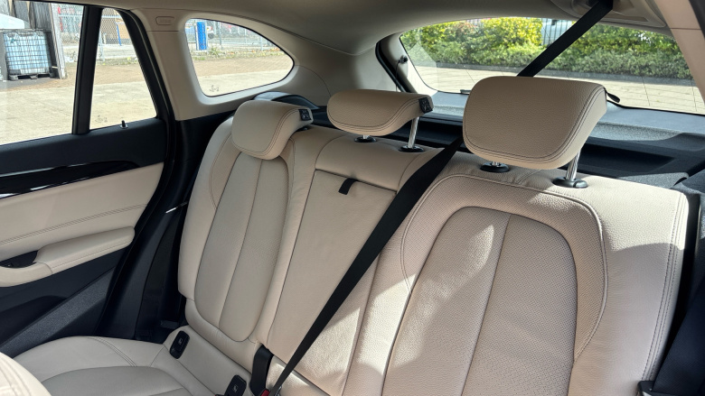 BMW X1 xDrive 20i [178] xLine 5dr Step Auto Petrol Estate